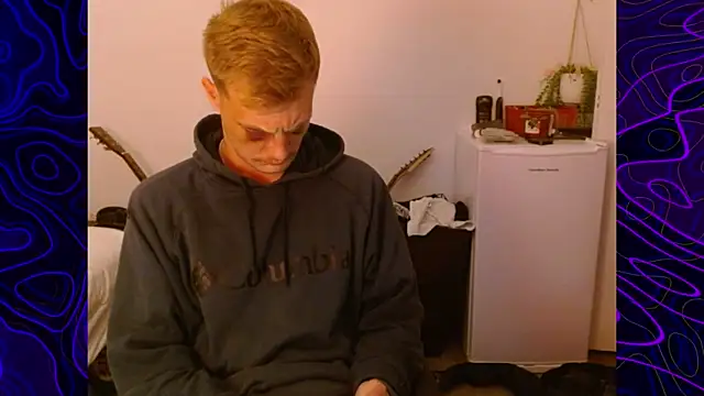 Snapshot of lustylyndon chatting on 09/28/25, 05:24 lustylyndon online show from 09/28/25, 05:24