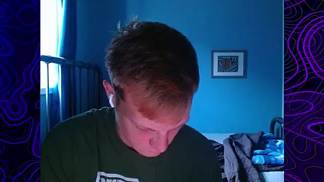 Snapshot of lustylyndon chatting on 10/16/25, 02:40 lustylyndon online show from 10/16/25, 02:40