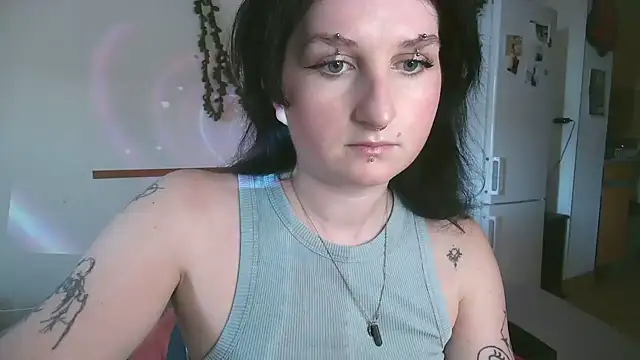 Violett3333 online show from 10/15/25, 03:23