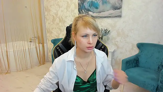 LindaSandy 1 online show from 10/06/25, 06:00