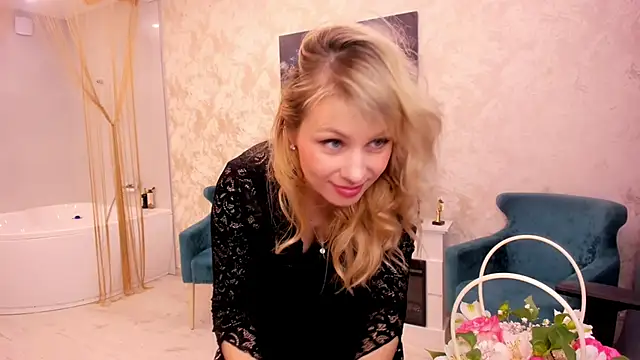 LindaSandy 1 online show from 02/15/26, 07:51