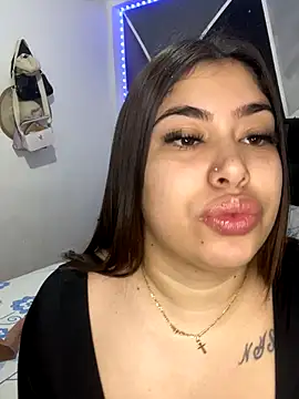 Snapshot of jazminslut chatting on 11/26/25, 08:48 jazminslut online show from 11/26/25, 08:48