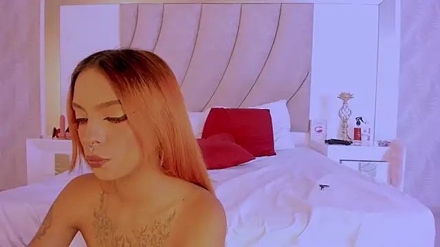 AnnahiBaker online show from 10/11/25, 09:24