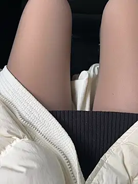 xiaoyuan01 online show from 02/01/26, 01:59