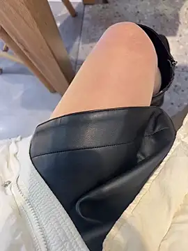 xiaoyuan01 online show from 02/05/26, 03:22