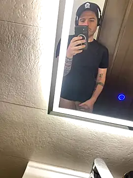 Snapshot of uto857 chatting on 12/16/25, 05:51 uto857 online show from 12/16/25, 05:51