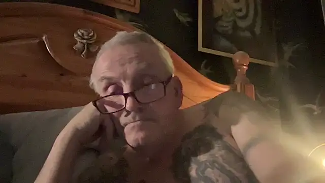 poggles online show from 02/06/26, 08:23