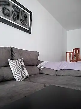 agustinalatina online show from 10/02/25, 08:10