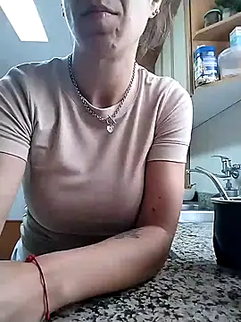 agustinalatina online show from 11/06/25, 10:38