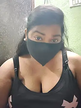 Liyaa 24 online show from 02/23/26, 04:26