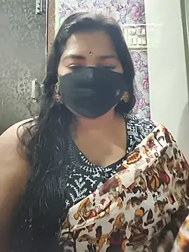 Liyaa 24 online show from 05/21/26, 05:09