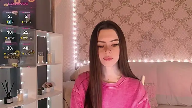 HolyMiax online show from 12/19/25, 03:13