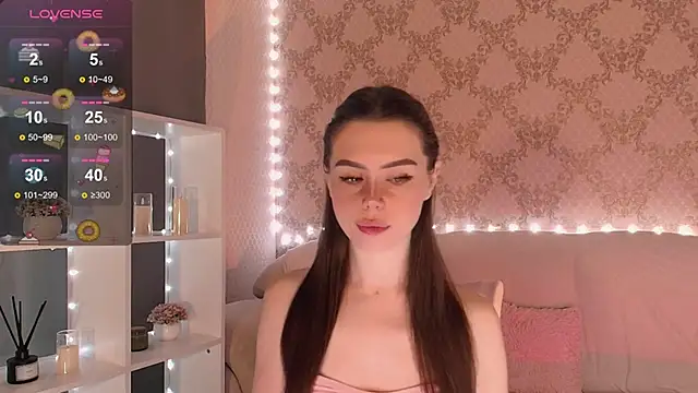 HolyMiax online show from 12/23/25, 03:26