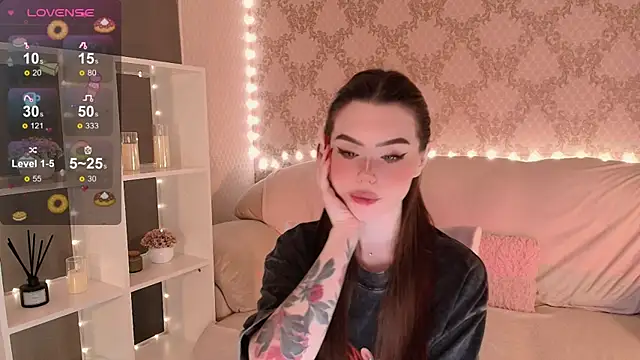 HolyMiax online show from 04/18/26, 03:32