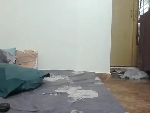 Matt6102 online show from 11/16/25, 04:34