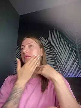 ChristyCrayme online show from 06/04/26, 10:16