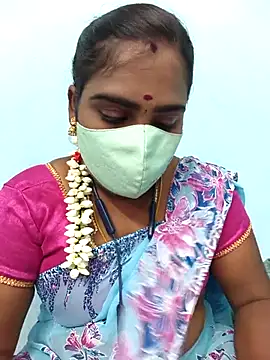 Snapshot of Tamil_riyalini12 chatting on 10/08/25, 05:49 Tamil riyalini12 online show from 10/08/25, 05:49