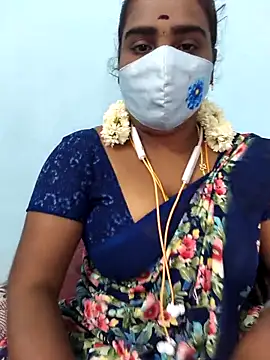 Snapshot of Tamil_riyalini12 chatting on 11/08/25, 11:32 Tamil riyalini12 online show from 11/08/25, 11:32