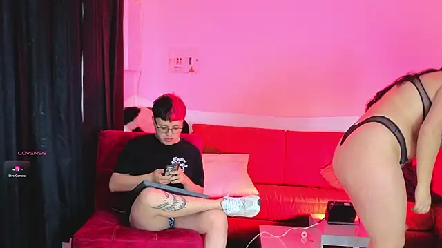 Snapshot of Cleo_Ace chatting on 02/24/26, 01:31 Cleo Ace online show from 02/24/26, 01:31