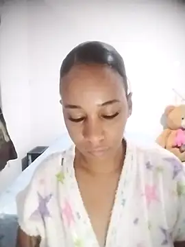 Snapshot of EbonyHorrny chatting on 12/03/25, 12:25 EbonyHorrny online show from 12/03/25, 12:25