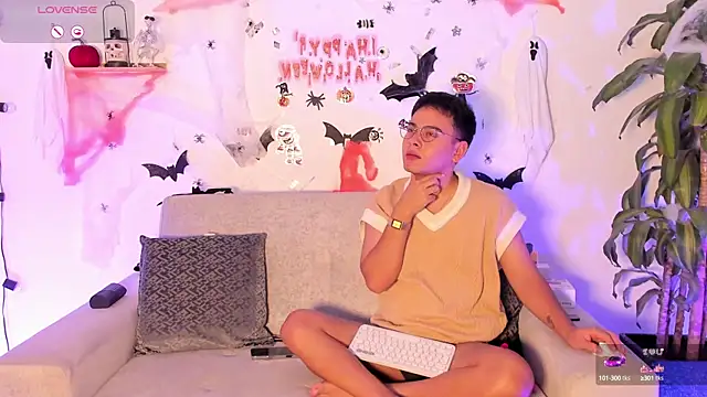 Young Ben online show from 10/19/25, 01:39