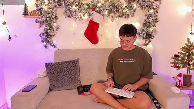 Young Ben online show from 12/04/25, 12:31