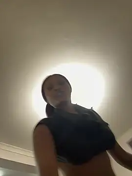 Lil-shawrie online show from 02/03/26, 04:01