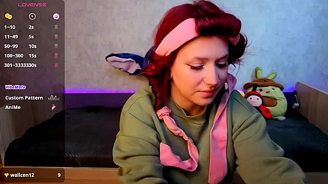 Mini Lady1 online show from 11/06/25, 07:20