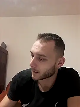 Snapshot of JeanBoney chatting on 12/17/25, 08:26 JeanBoney online show from 12/17/25, 08:26