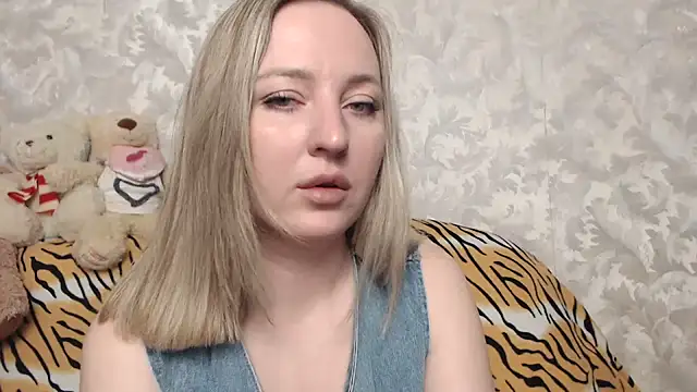 hotsteacher online show from 05/20/26, 02:18