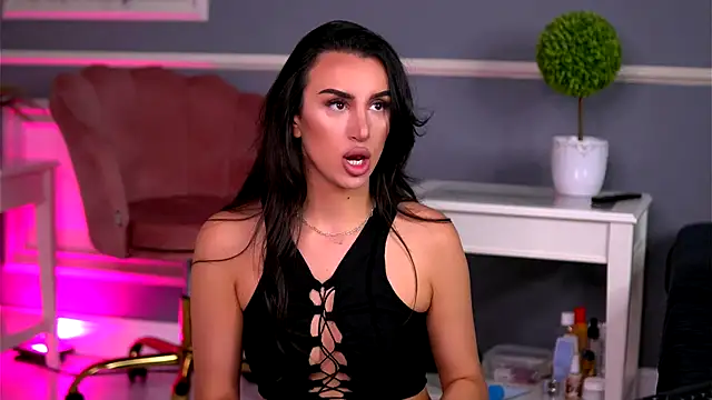 Snapshot of LucyxRios chatting on 09/12/25, 09:15 LucyxRios online show from 09/12/25, 09:15