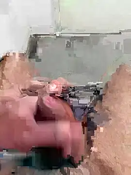 Snapshot of TarunX124 chatting on 01/14/26, 01:39 TarunX124 online show from 01/14/26, 01:39