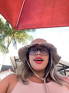 sara calderon online show from 09/14/25, 03:00