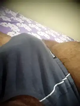 rockyu845 online show from 04/01/26, 07:11