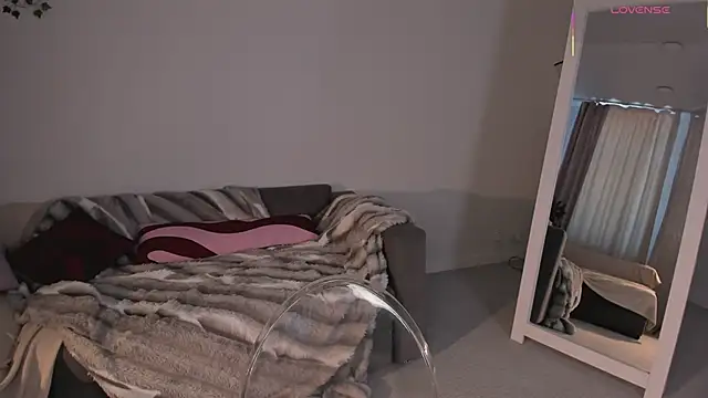 Ash Hasmy online show from 04/19/26, 05:18