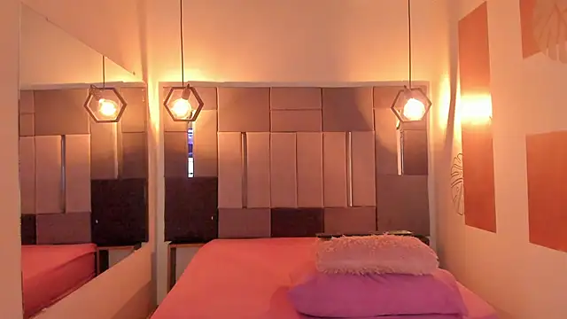 FreyrStone online show from 03/10/26, 10:59