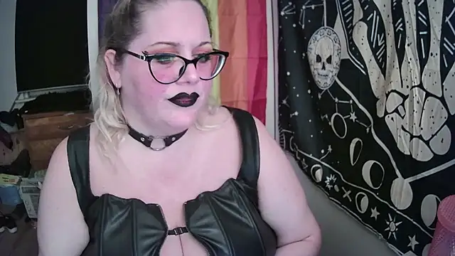 Kinky Witch online show from 09/09/25, 01:27