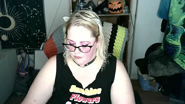 Kinky Witch online show from 05/27/26, 04:48
