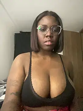 Alexia 24 online show from 05/24/26, 05:12
