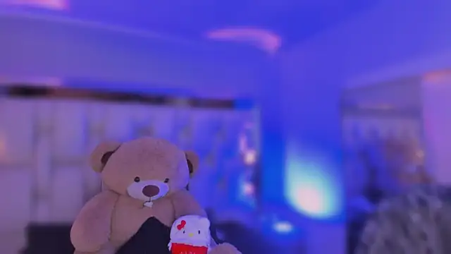 Snapshot of revenmiller_ chatting on 02/14/26, 07:21 revenmiller online show from 02/14/26, 07:21