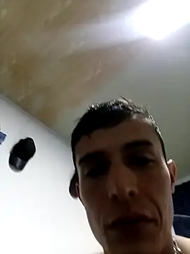 Snapshot of lacone1028 chatting on 10/12/25, 10:42 lacone1028 online show from 10/12/25, 10:42