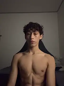 velvet skyn online show from 09/30/25, 04:06