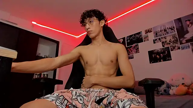 velvet skyn online show from 10/21/25, 06:36