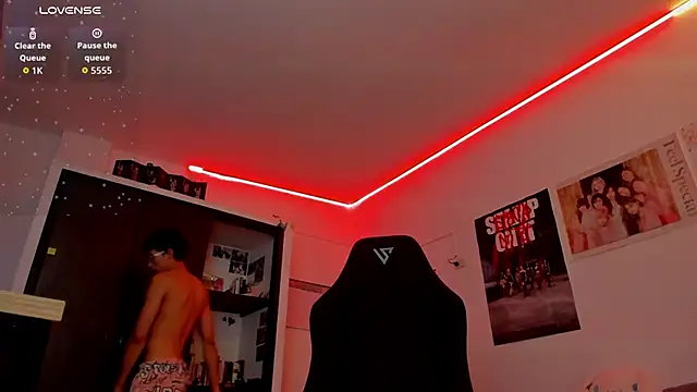 velvet skyn online show from 04/09/26, 10:26