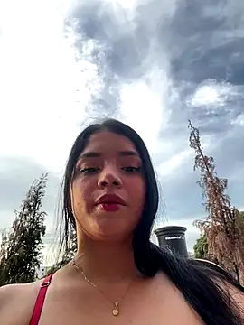 Snapshot of Hailey-Fox chatting on 09/20/25, 10:11 Hailey-Fox online show from 09/20/25, 10:11