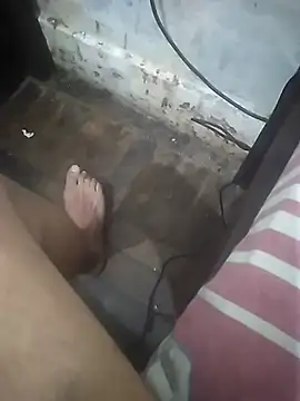 GuilhermeYuree online show from 11/19/25, 06:57