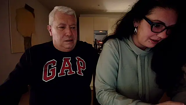 Snapshot of Kinky_Couple69 chatting on 01/09/26, 07:26 Kinky Couple69 online show from 01/09/26, 07:26