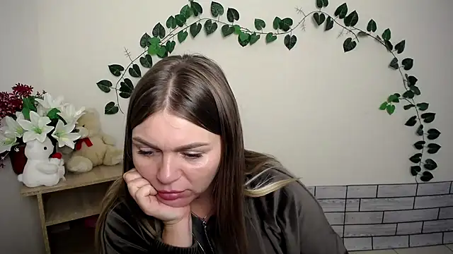 Snapshot of Magic_Katarina_ chatting on 09/25/25, 07:12 Magic Katarina online show from 09/25/25, 07:12