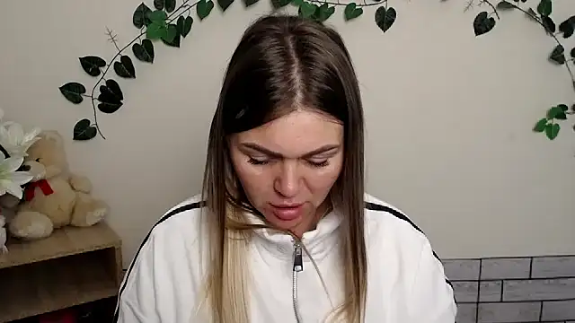 Magic Katarina  online show from 10/13/25, 07:19