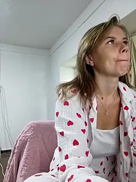 YOURLIKAA online show from 09/23/25, 04:48